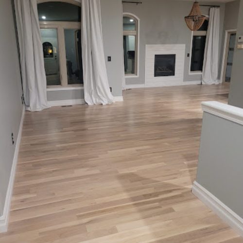 White stain on white oak Jantz
